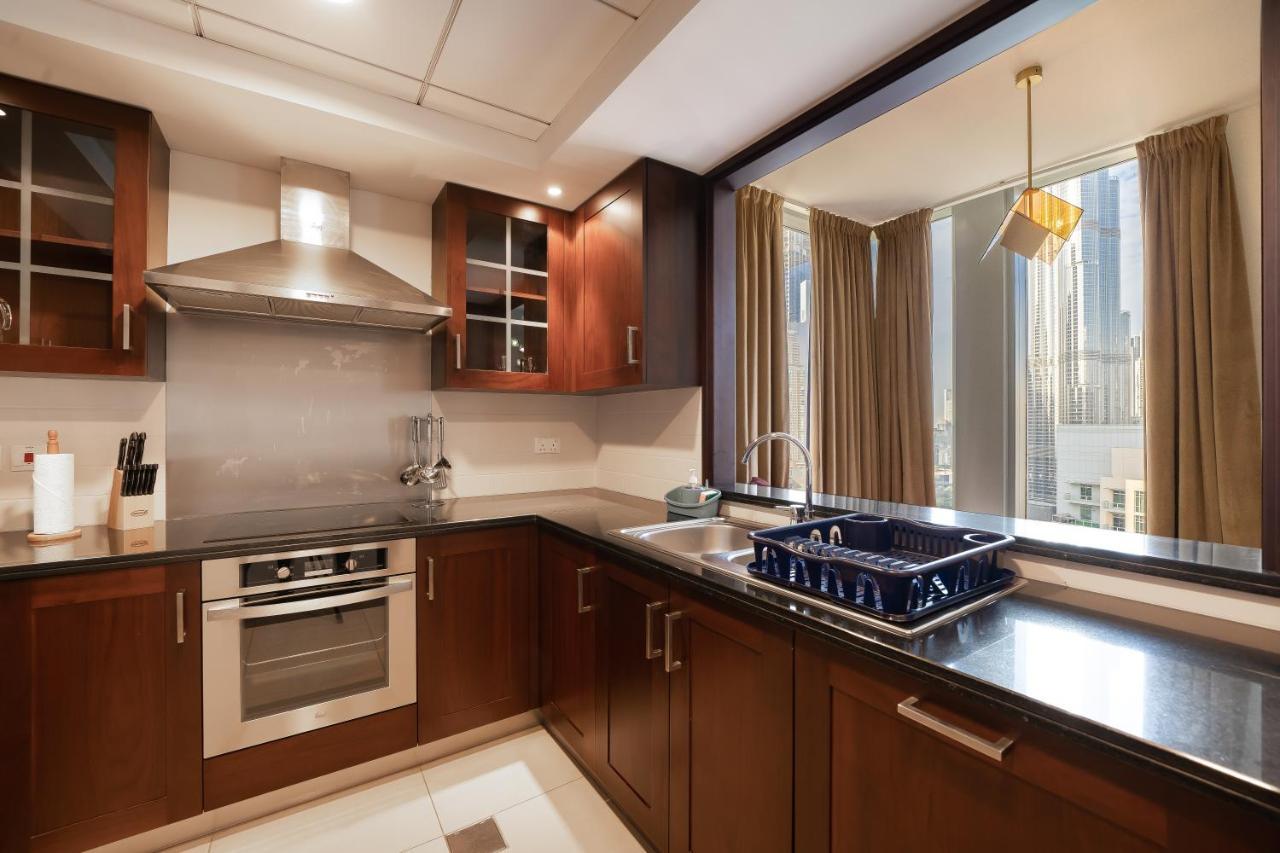 دبي Bellavista 29 Boulevard 2 Bedroom Burj Khalifa & Fountain View المظهر الخارجي الصورة